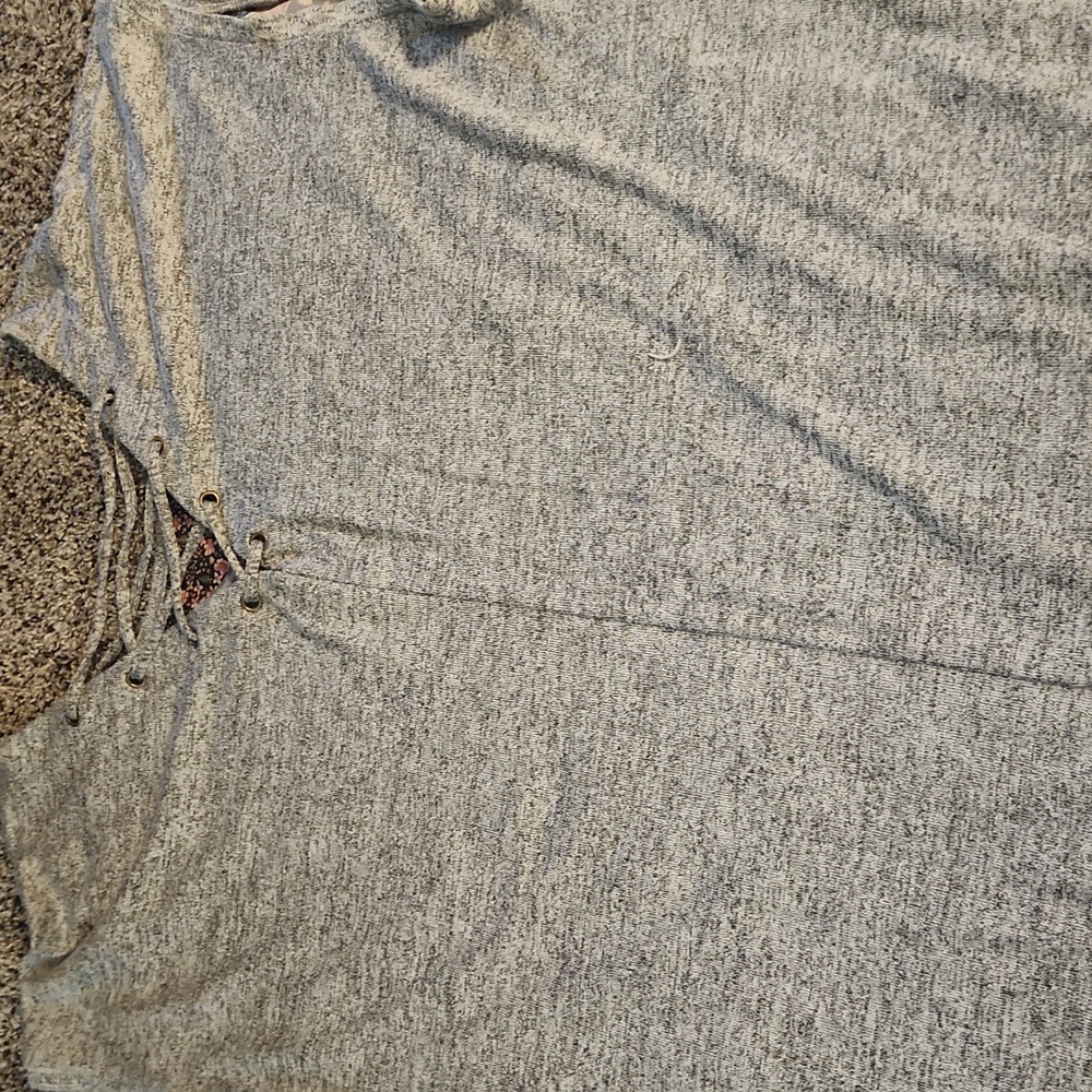Gray Knit Top - Picture 3 of 3